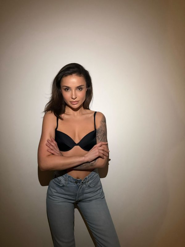 Yulia - Image 3